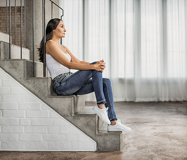 Sporty leather shoes made for women all white | camino71