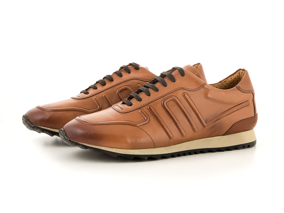 Elegant men’s shoes made of soft leather brown | camino71