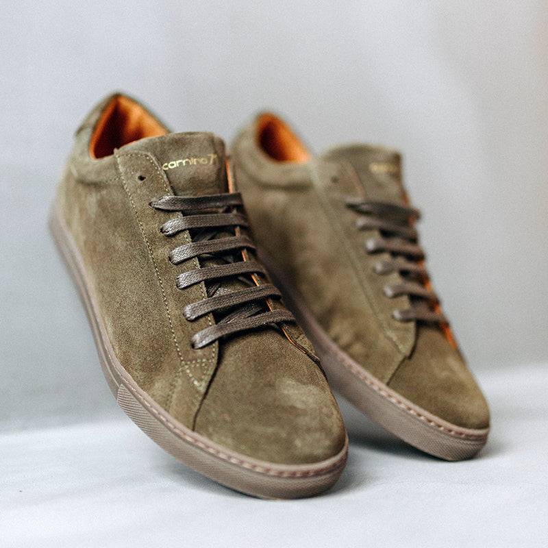 men sneaker in olive suede leather | camino 71