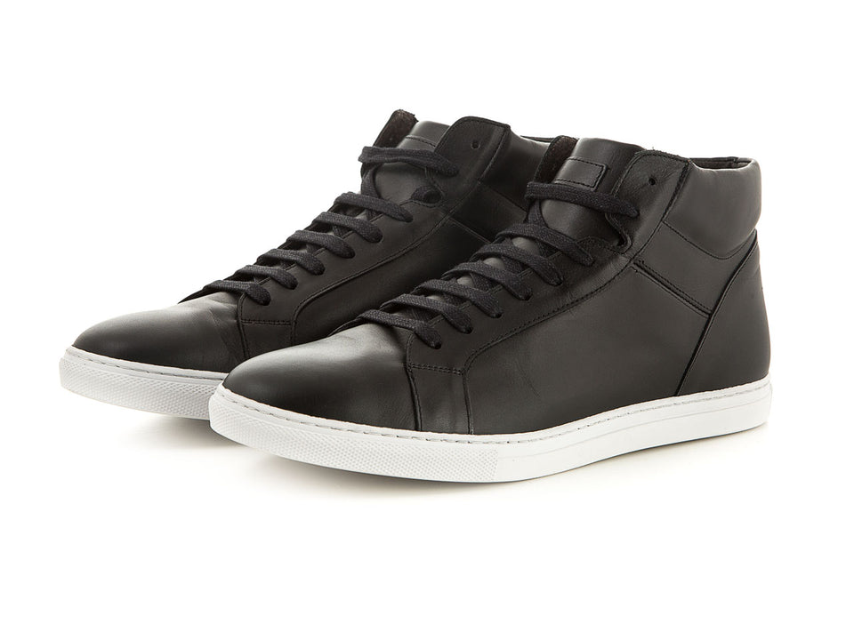 High leather sneaker made for men | camino71
