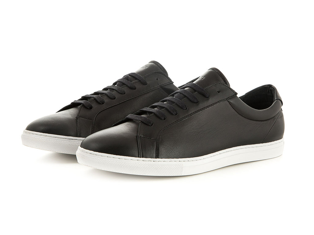 Elegant leather sneaker black white | camino71