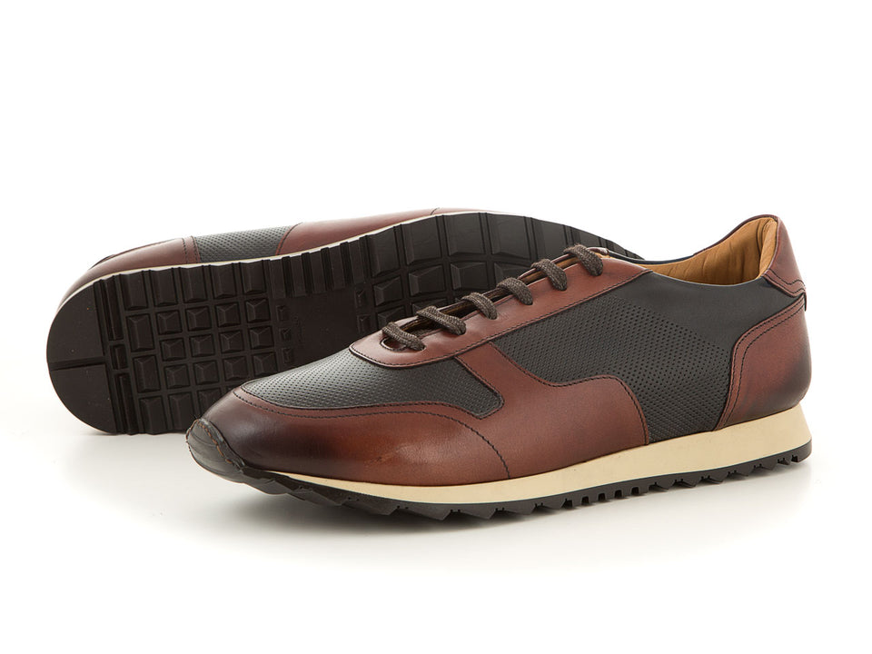 Elegant men’s footwear made of leather | camino71