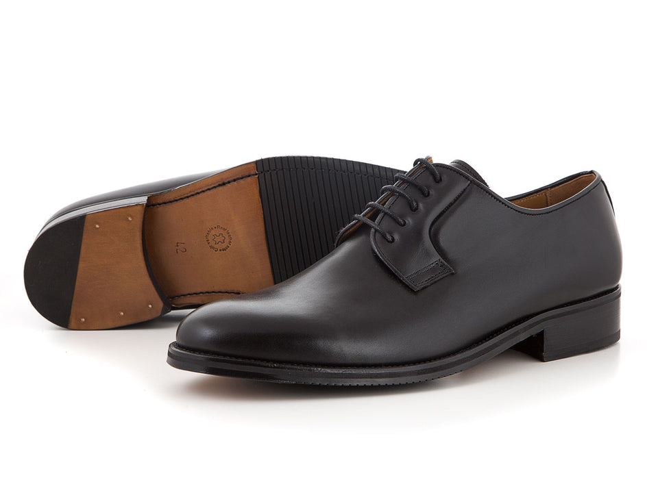 Classic elegant leather shoes all black for suits | camino71
